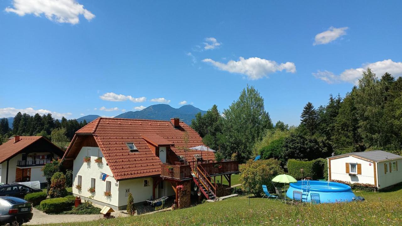 Apartment Rozika Slovenj Gradec Exteriör bild